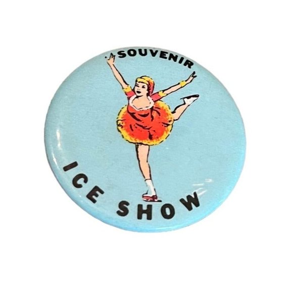 Vintage 1950s Souvenir Extended Pinback Ice Show Ice Skater Blue 1.75" Diameter - Picture 5 of 7